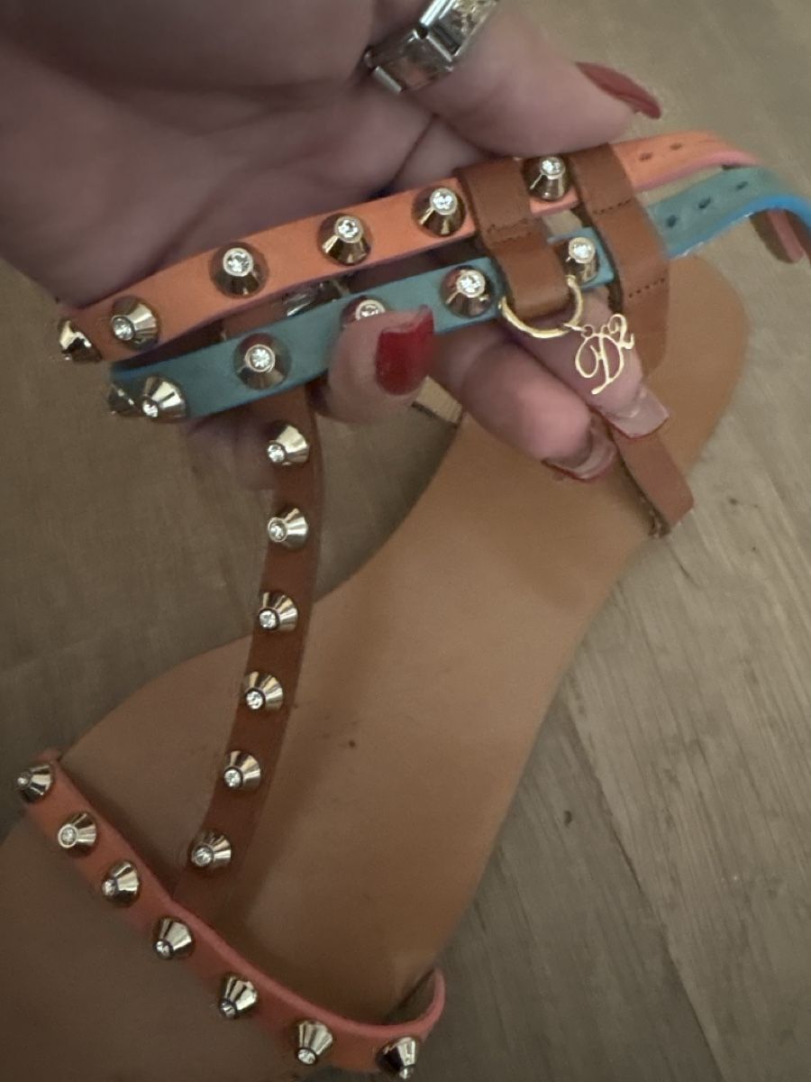 Dsquared2 Scarpe da donna: Dsquared2 flat crystal embellished sandals sizeIT37 – Usato da Wettswil venduto da tininha79 1