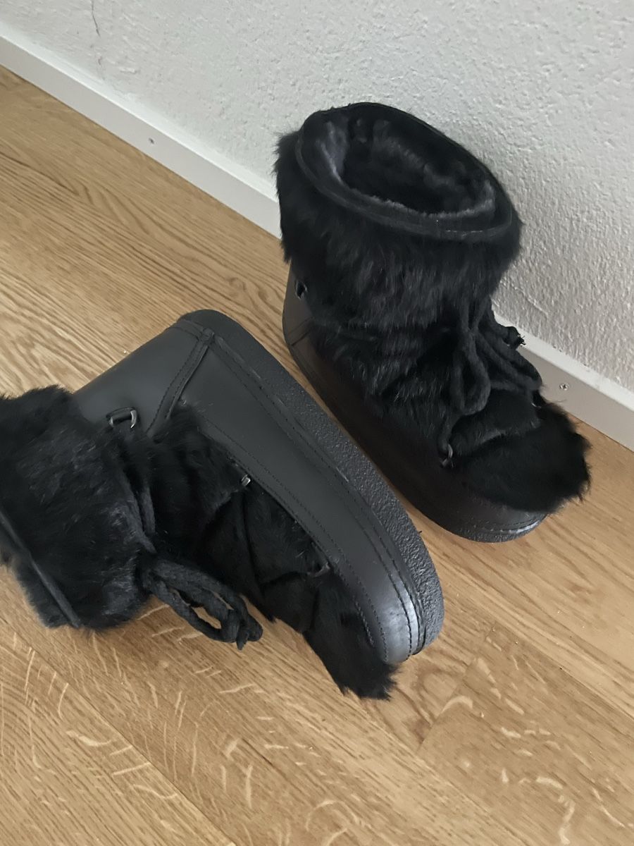 Inuikii Scarpe da donna: Inuikii Winter Shoes - size 38 – Usato da Uetikon am see venduto da bez_zv7j 2