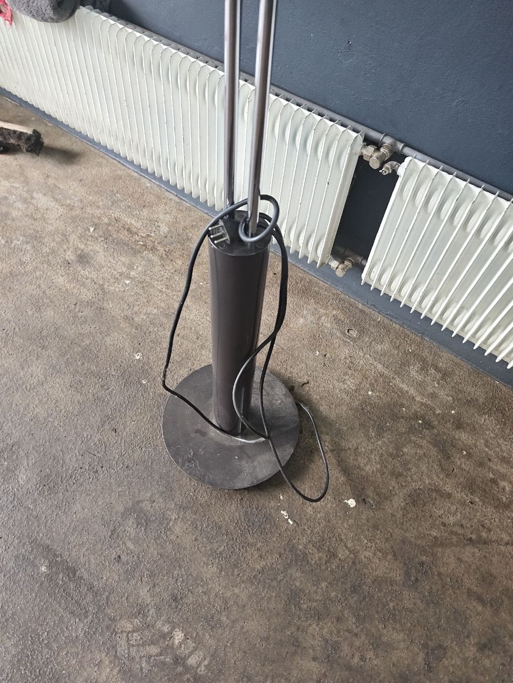 Regent Lampen: Regent Stehlampe  – Gebraucht aus Bettlach von jasonm 1