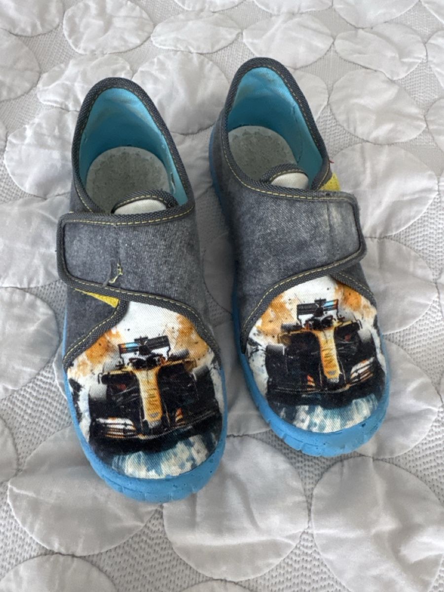 Superfit Scarpe per ragazzi: Superfit Hausschuhe Gr 31 – Usato da Ittigen venduto da MOVIN20
