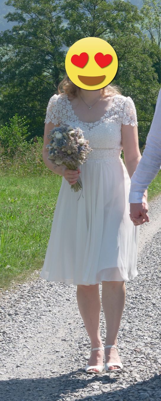 Vestiti: Hochzeitskleid knielang – Usato da Steinen venduto da aislynn