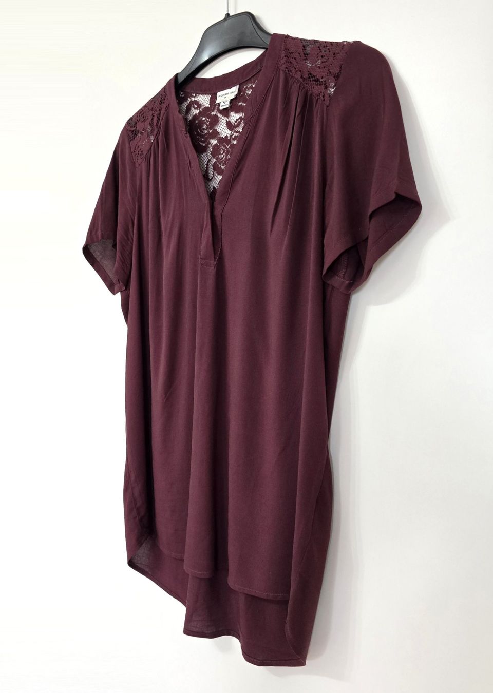 Camicette: JDY Damen Bluse mit Spitze Grösse 36 - bordeaux – Usato da Oetwil an der Limmat venduto da dhantal 3