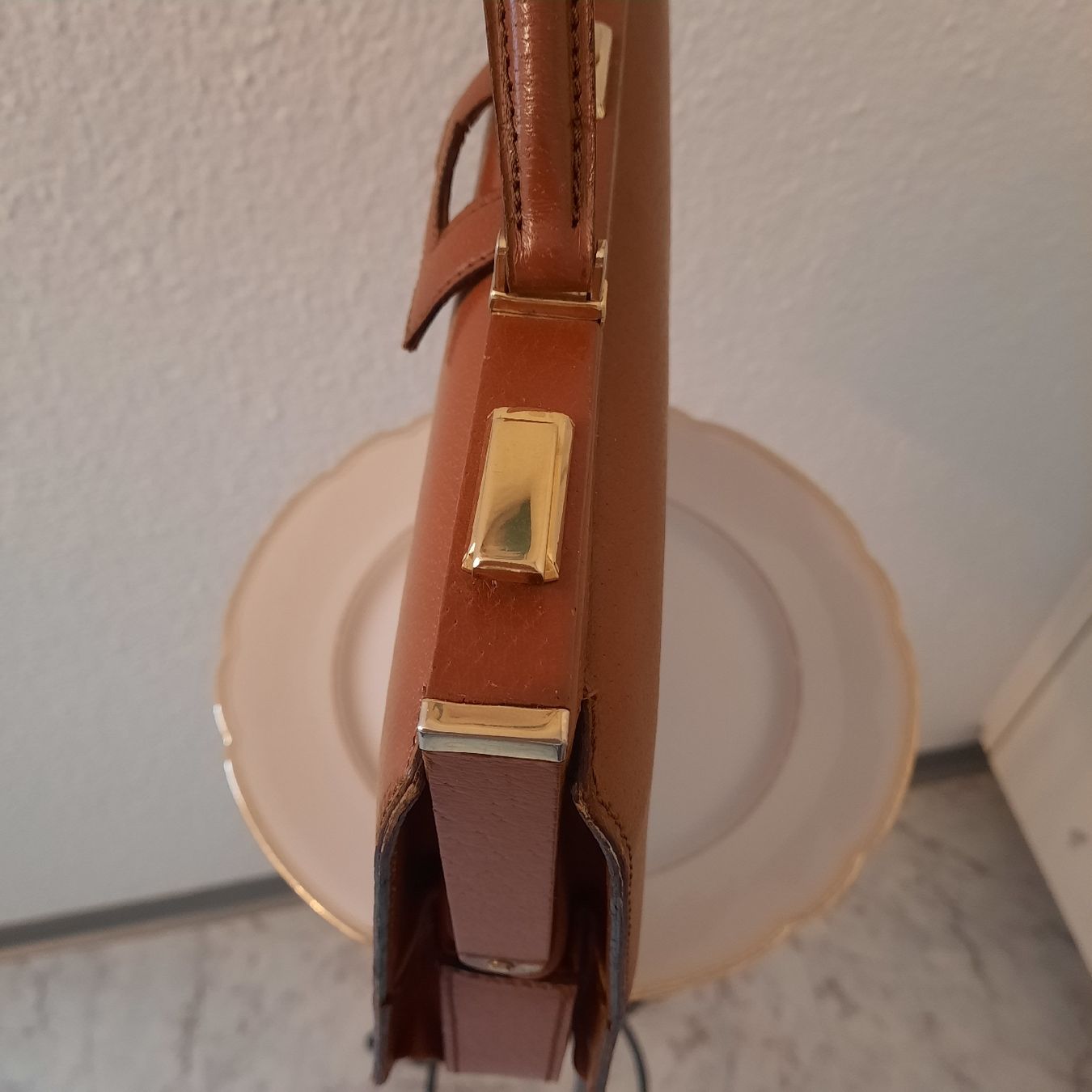 Borse da donna: SCHÖNE VINTAGE LEDERTASCHE. – Usato da Hinwil venduto da Wuschi40 4