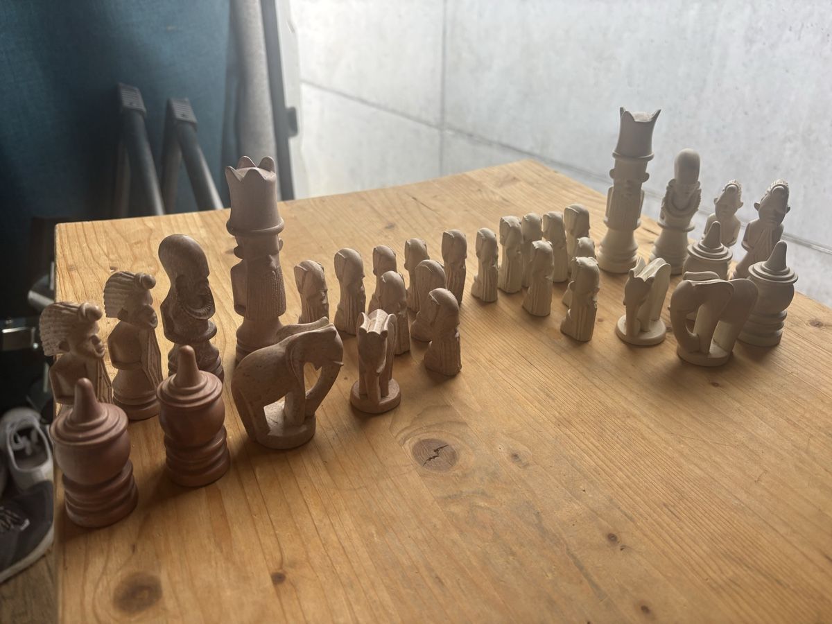 Giochi: Handgeschnitzte Schachfiguren aus Speckstein – Usato da Frauenfeld venduto da Fubech 5