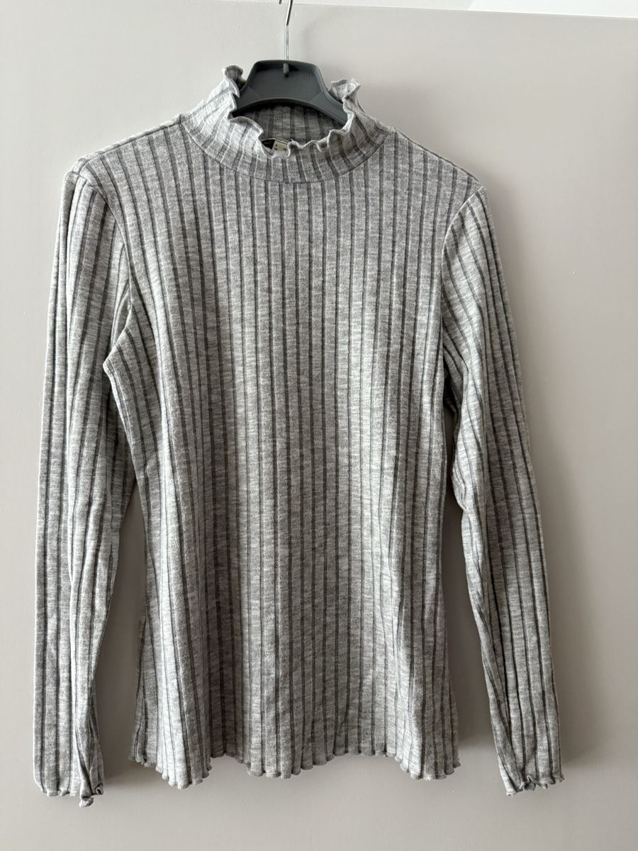 Esprit Pullover & Sweatshirts: Pulli esprit – Gebraucht aus visp von Kmemo1 1