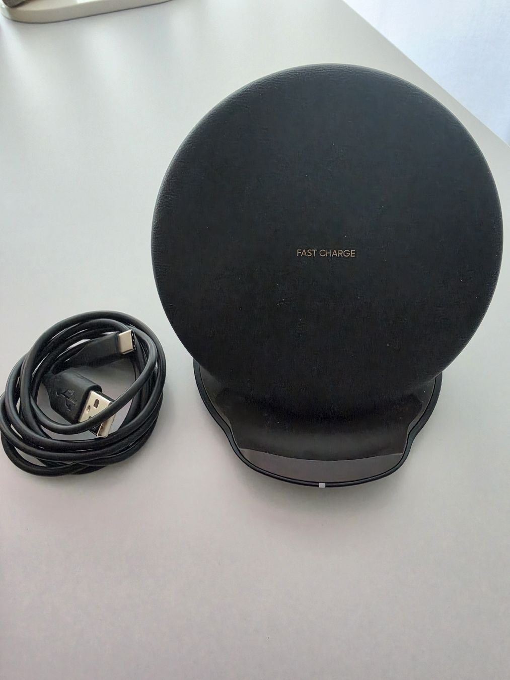 Samsung Ladegeräte: Samsung Wireless Charger Convertible EP-PG950  – Gebraucht aus Rüfenacht BE von Sidney1981 1
