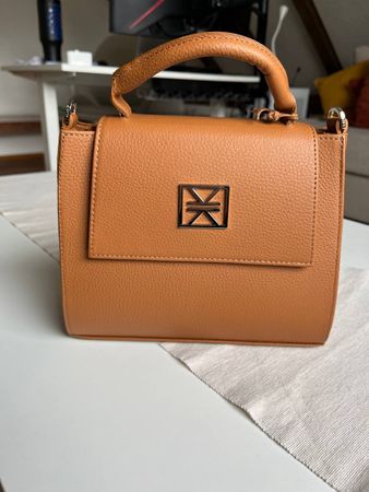 Neu Klassischer Ledertasche in Cognac!