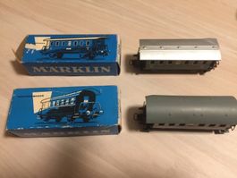 2 schöne Personenwagen Märklin 4040/4000