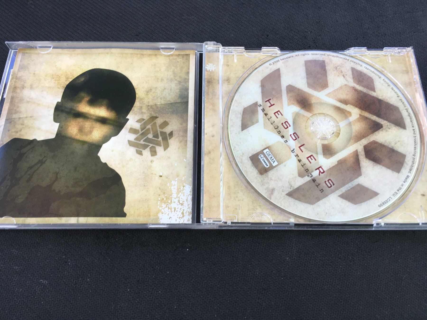 CD: Hesslers - smallOnes brainpain -CD- – Usato da St.Gallen venduto da MedienJoe 1