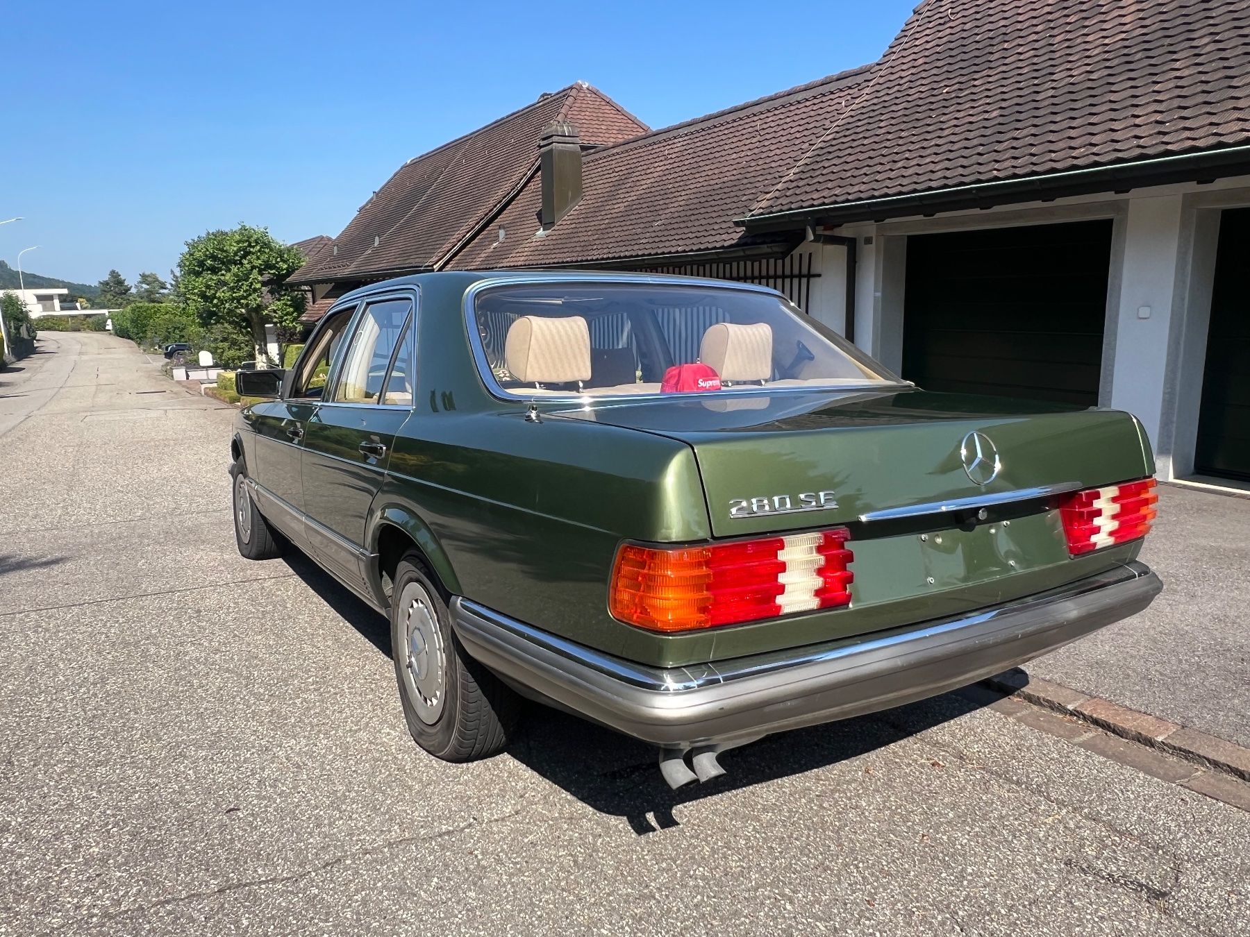 Mercedes-Benz Autos: Mercedes 280 SE – D'occasion à Hägendorf par noelwyss 2