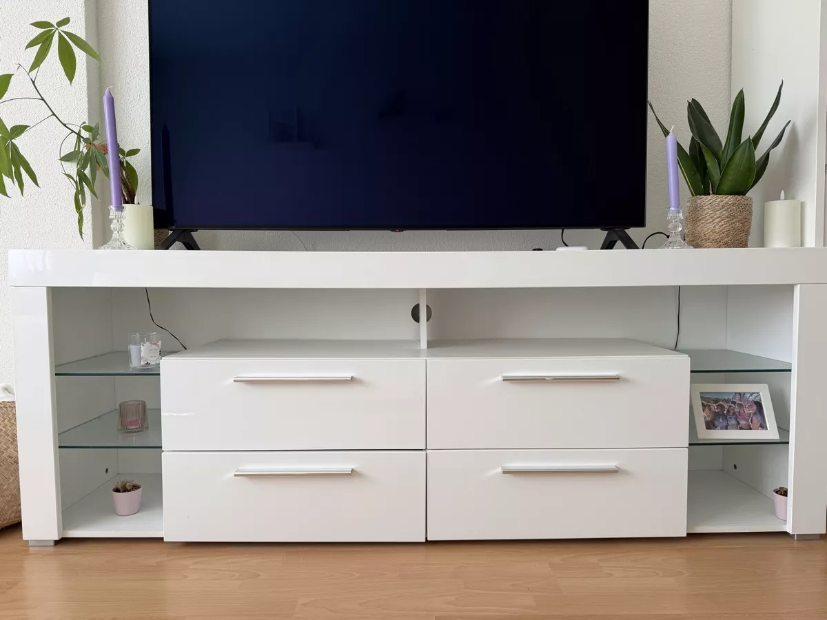 TV Möbel: Sideboard – Gebraucht aus Wil SG von mer_9j78