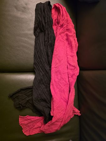 2 Schal Baumwolle pink und schwarz