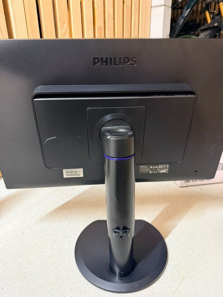Ecrans: 2 Philips Monitore Full HD Bildschirm gebraucht – D'occasion à Glis par jak_q9gw 5