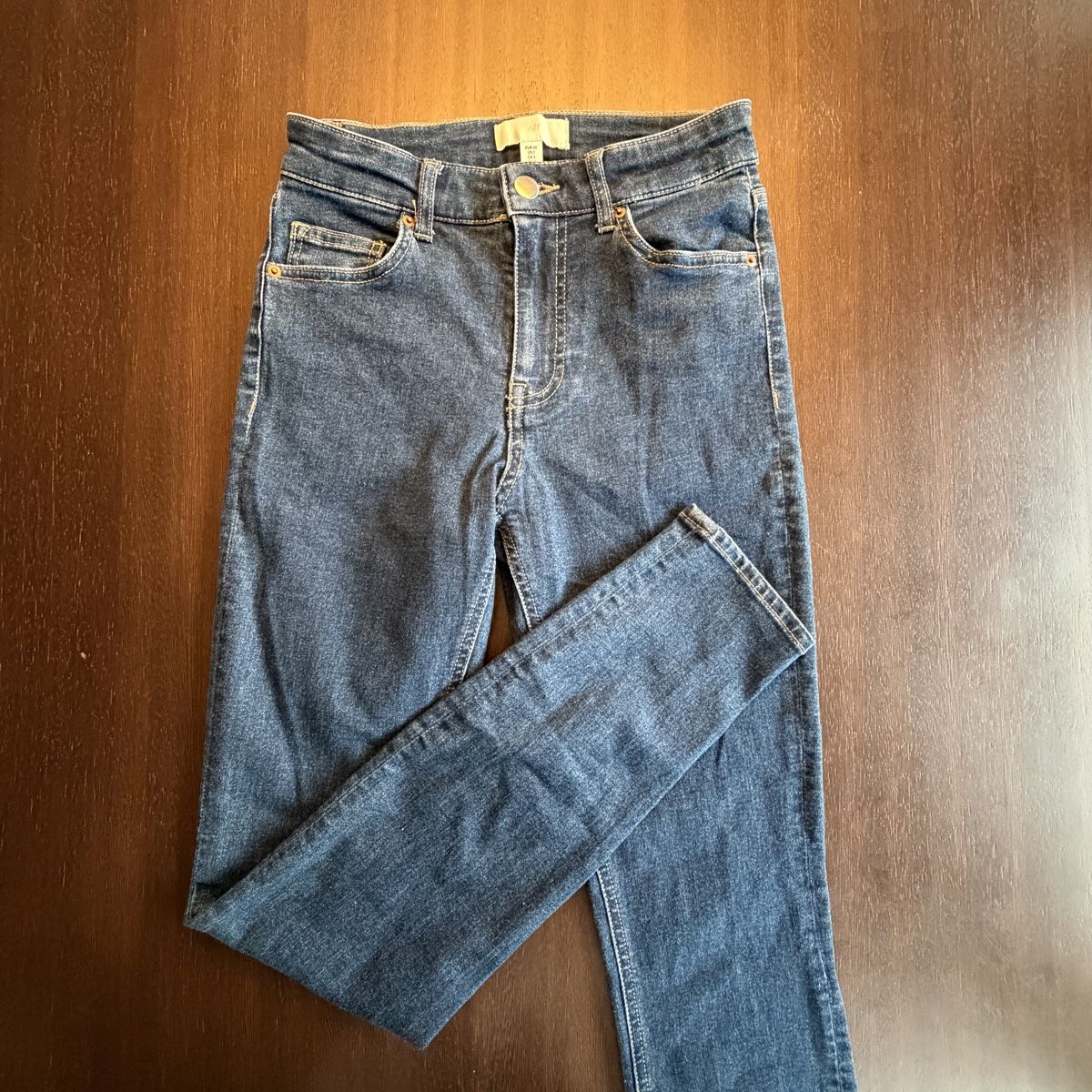 H&M Jeans: H&M JEANS EUR 34 – Nuovo (secondo la descrizione) da Uetikon am see venduto da seller.2020