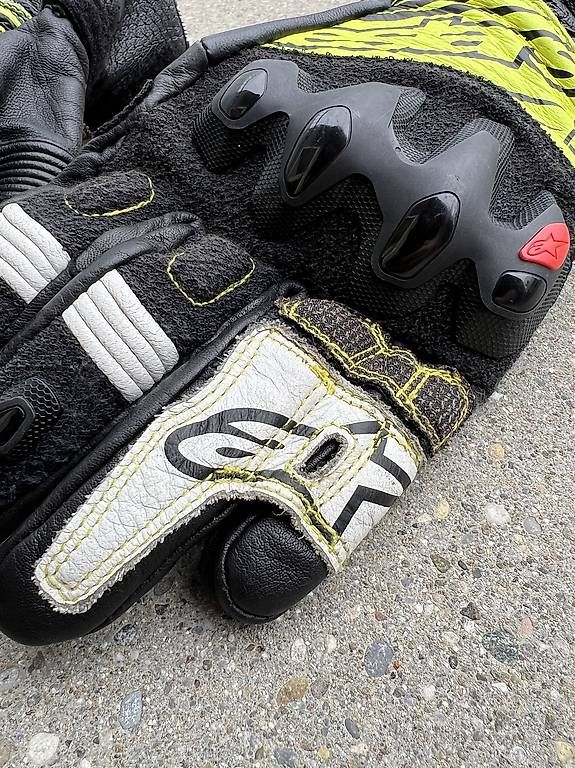 Sonstige Accessoires für Herren: Alpinestars GP Tech V2 Racing Handschuhe – Gebraucht aus Untersiggenthal von Bero177 2