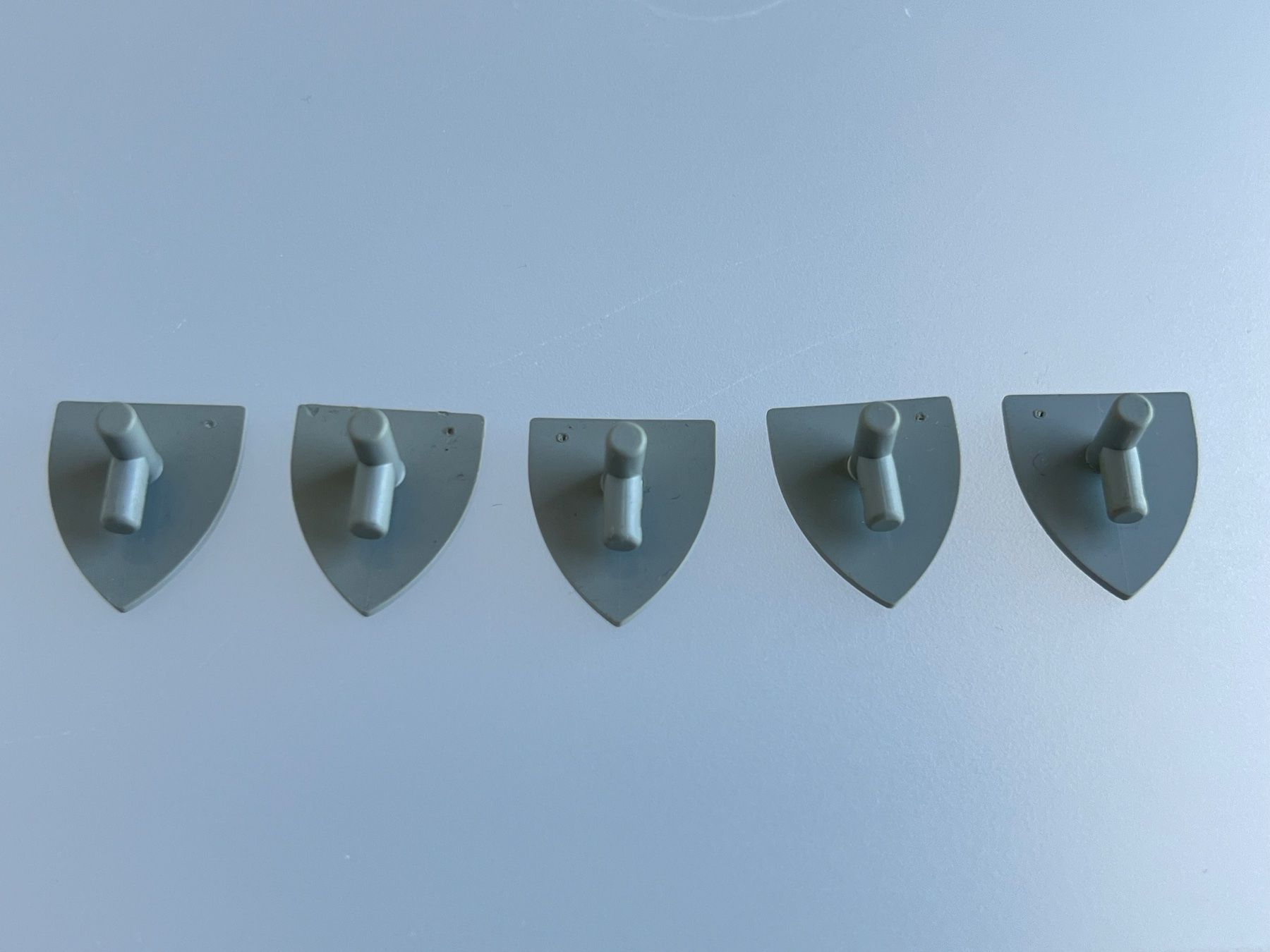 Lego Spielzeuge: LEGO Castle Schild 5x – Gebraucht aus Uttigen von sonorsonic 1
