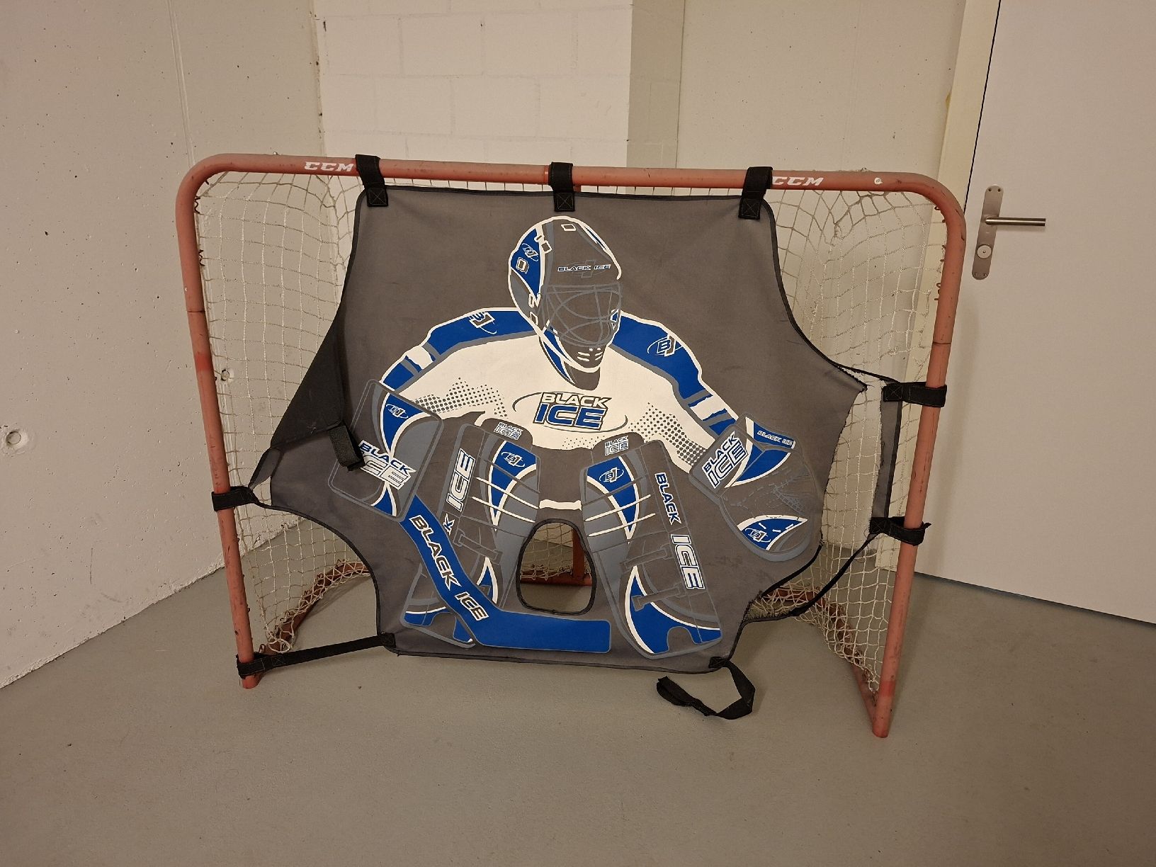 Porte da calcio e da hockey: CCM Tor Eishockey Streethockey – Usato da Ehrendingen venduto da Svenis