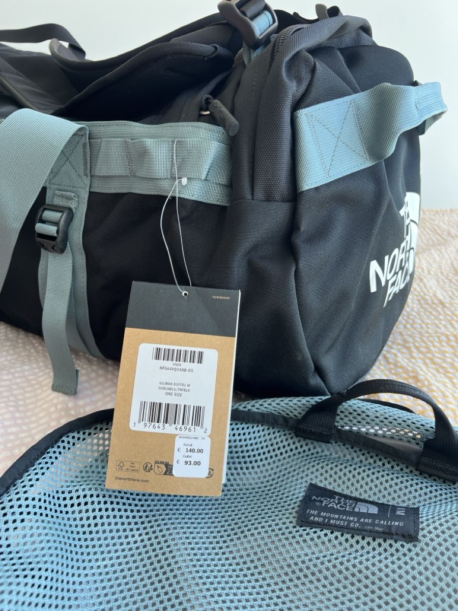 North Face Rucksäcke: The North Face Duffelbag M – Neu und originalverpackt aus Immensee von LizzaSch03 1