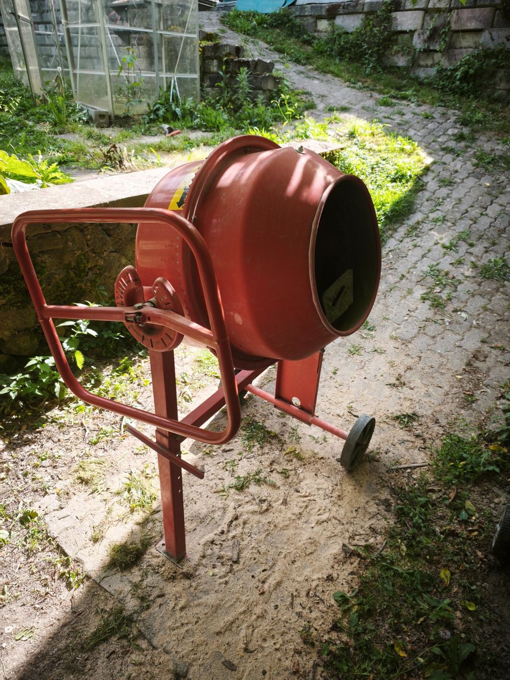 Tutte le macchine: Betonmischer 125l – Usato da Gontenschwil venduto da Jeepli1970