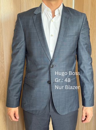 Hugo Boss Blazer checked size 48 men good condition