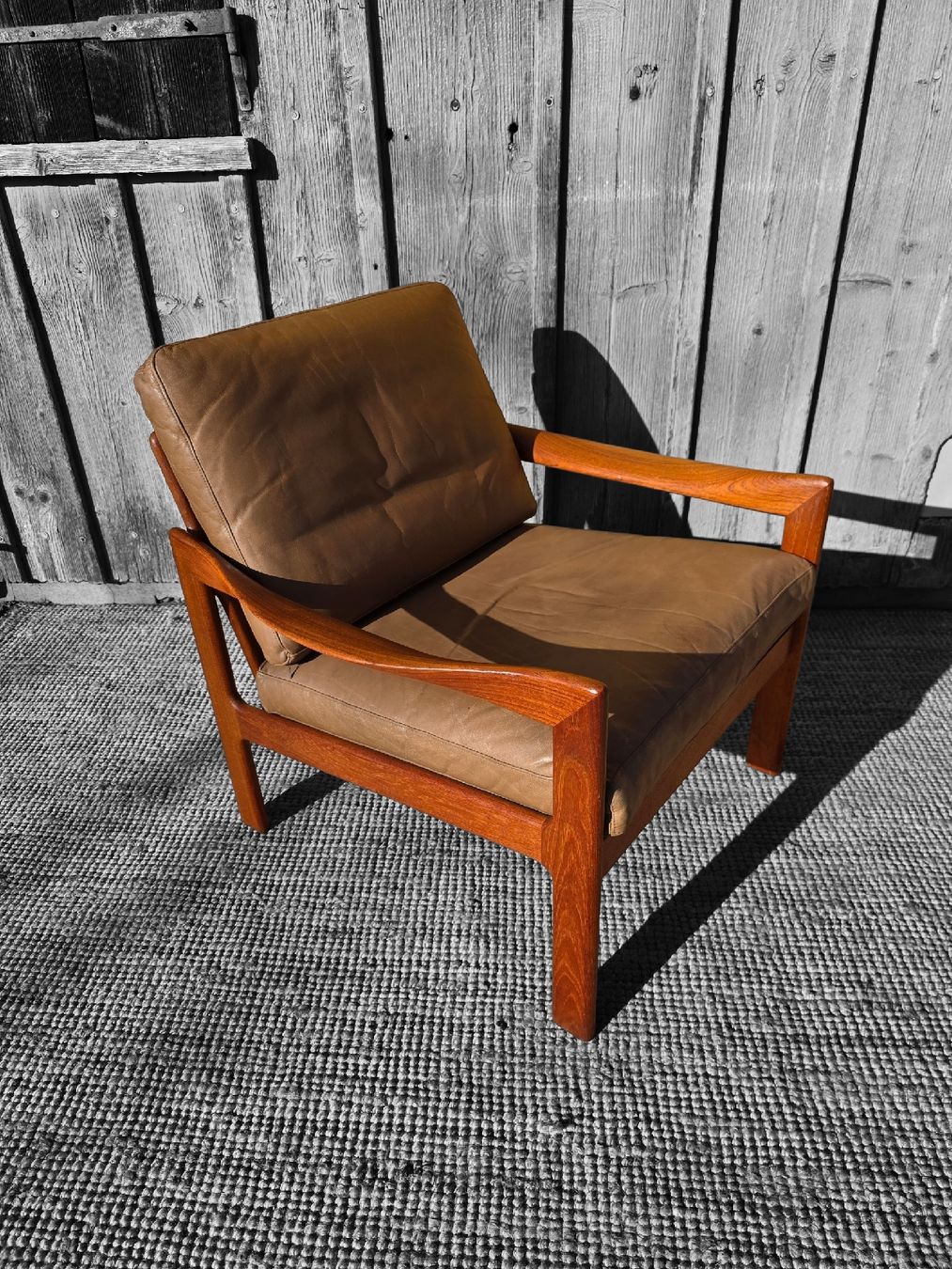 Sessel: Dänischer Teak Sessel von Illum Wikkelsø restauriert – Gebraucht aus Haslen AI von Vintagelix