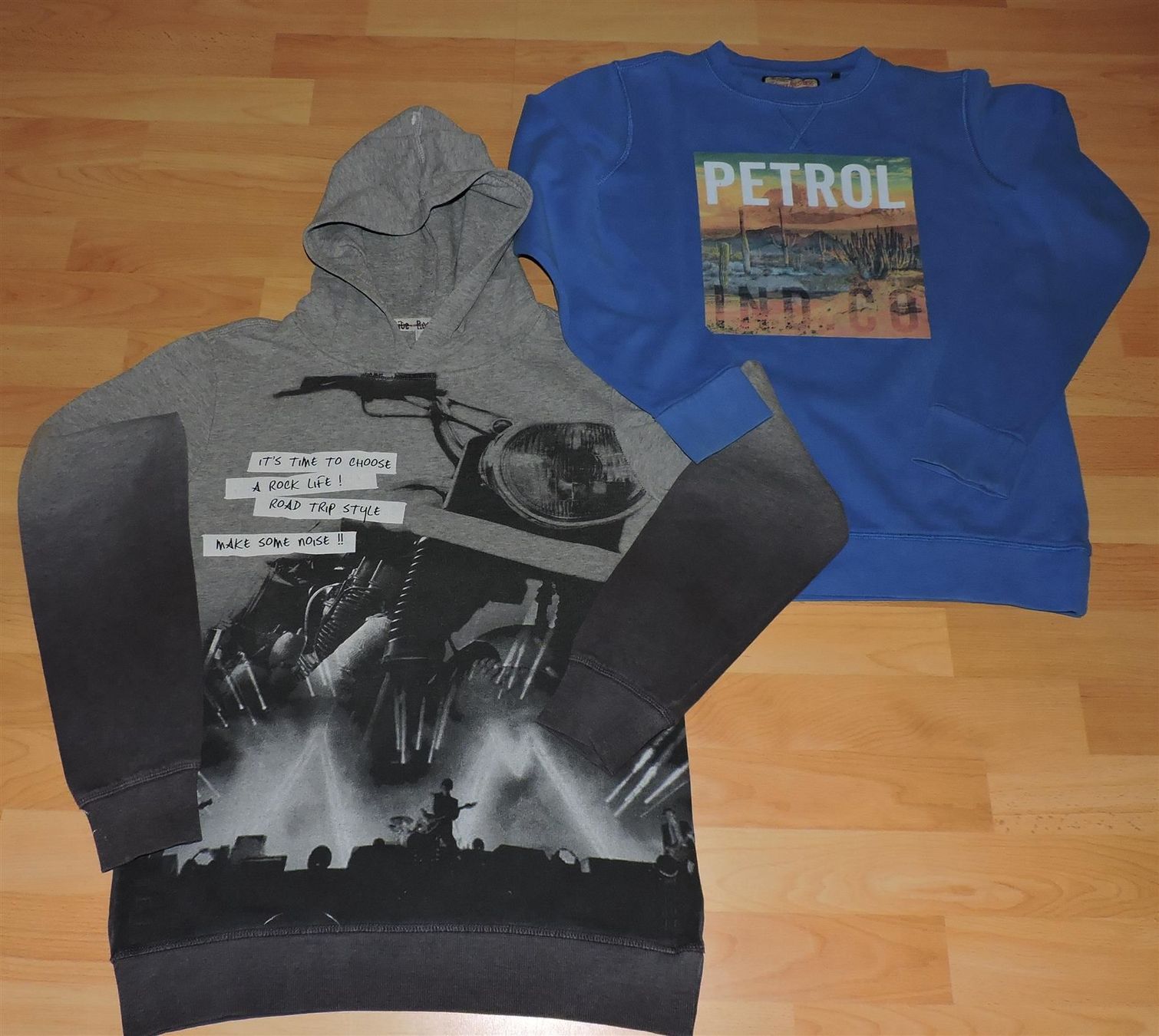 Pulls et sweat-shirts: 2X Pulls à capuche  T: 164 – D'occasion à Sorvilier par ven2tou