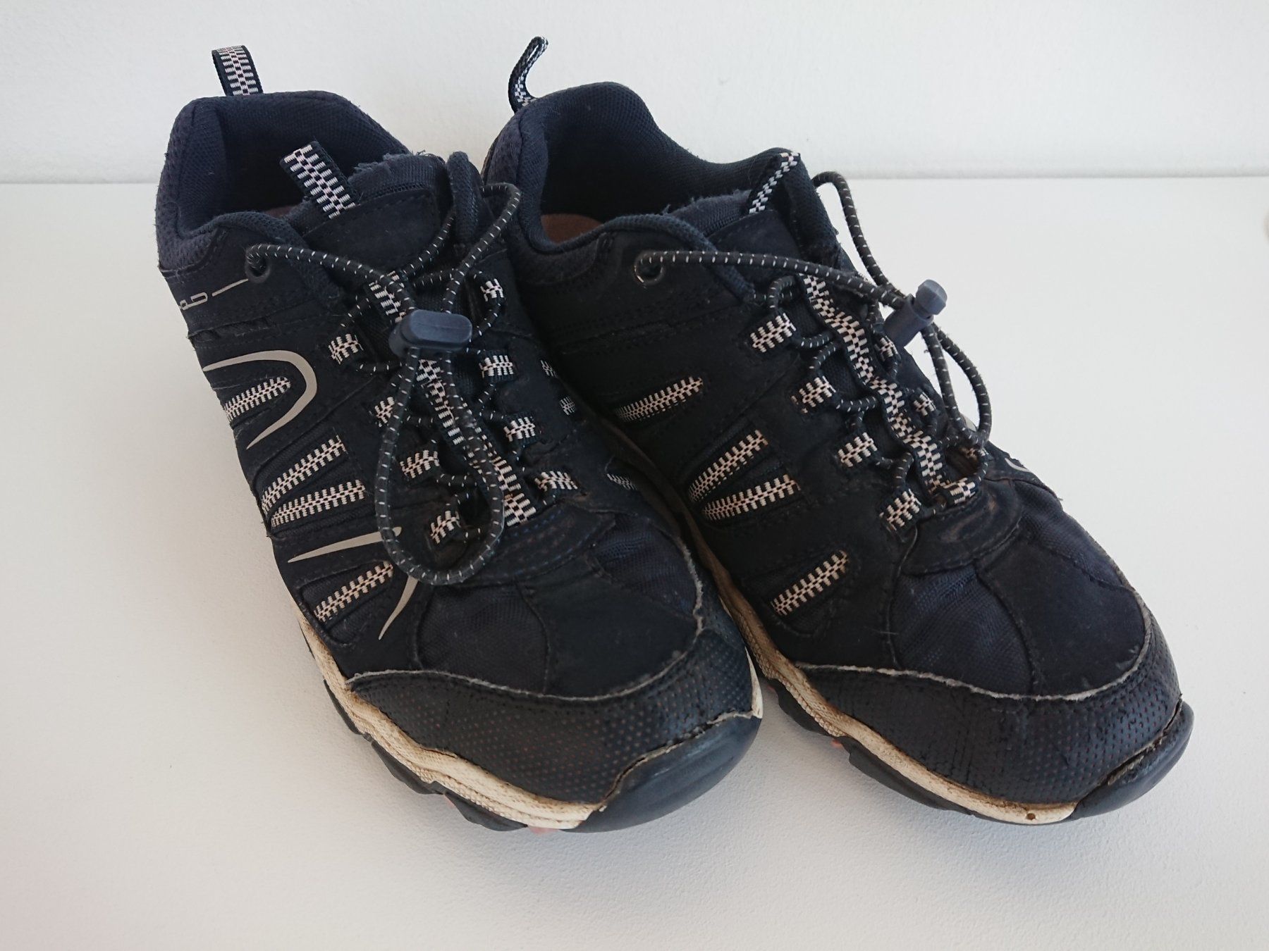 Graceland Scarpe da donna: Damen Trekkingschuhe Graceland Gr. 38 Dunkelblau – Usato da Hallau venduto da CHACLA 2