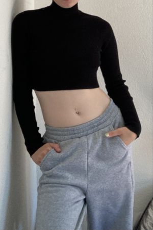 Top schwarz Grösse S H&M Divided Rollkragen Crop Top