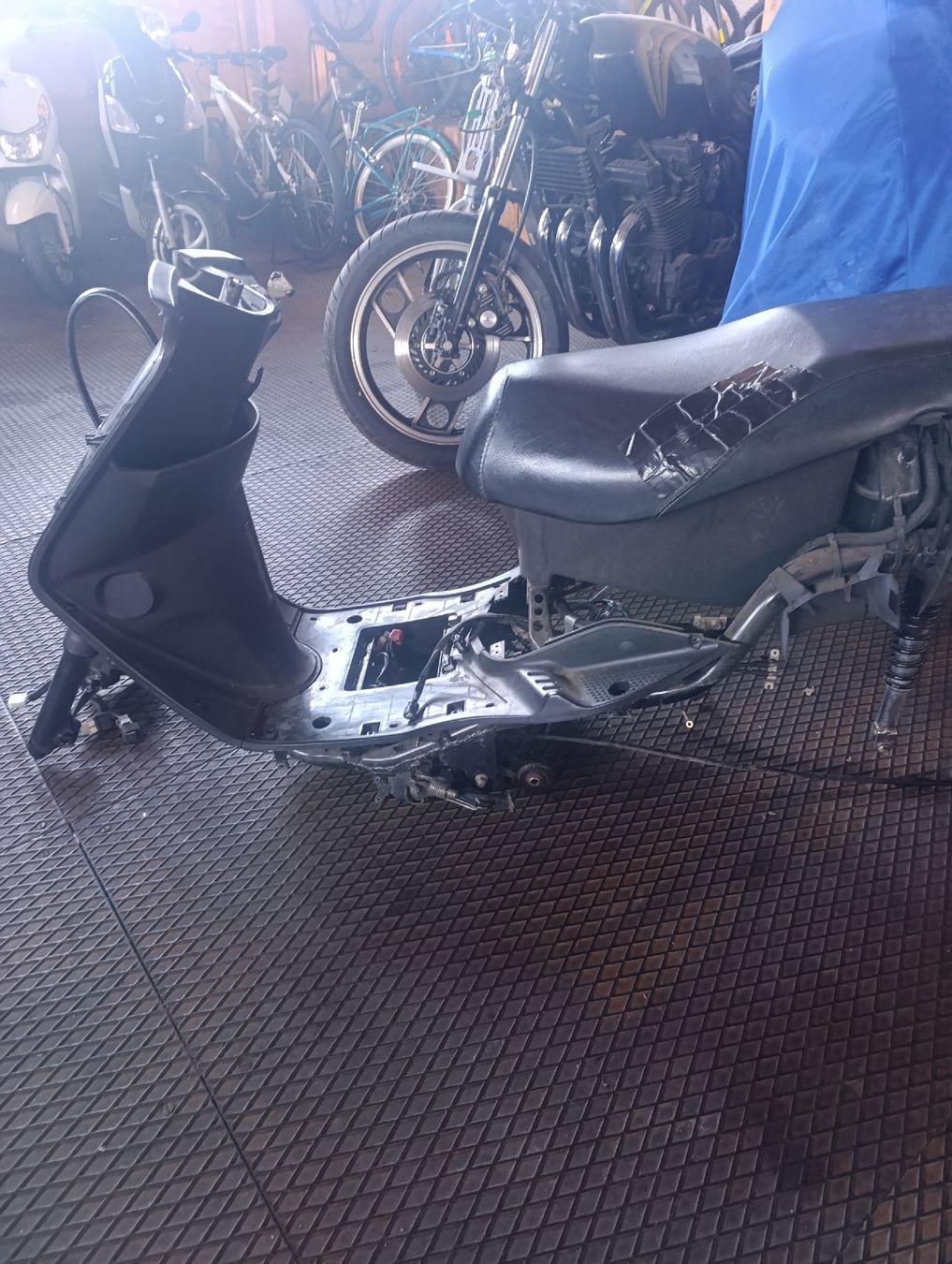 Yamaha Scooters: Yamaha Vity 125 mit Ausweis – Defekt aus Romanshorn von dav_h2lv