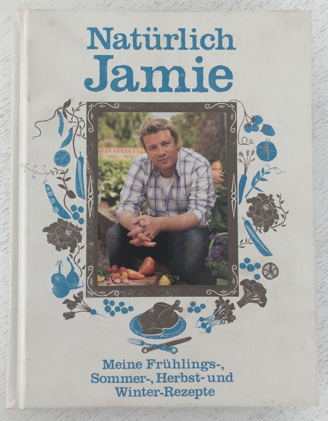 Bücher: Jamie Oliver Kochbuch natürlich – Neu (gemäss Beschreibung) aus Madetswil von Biker100
