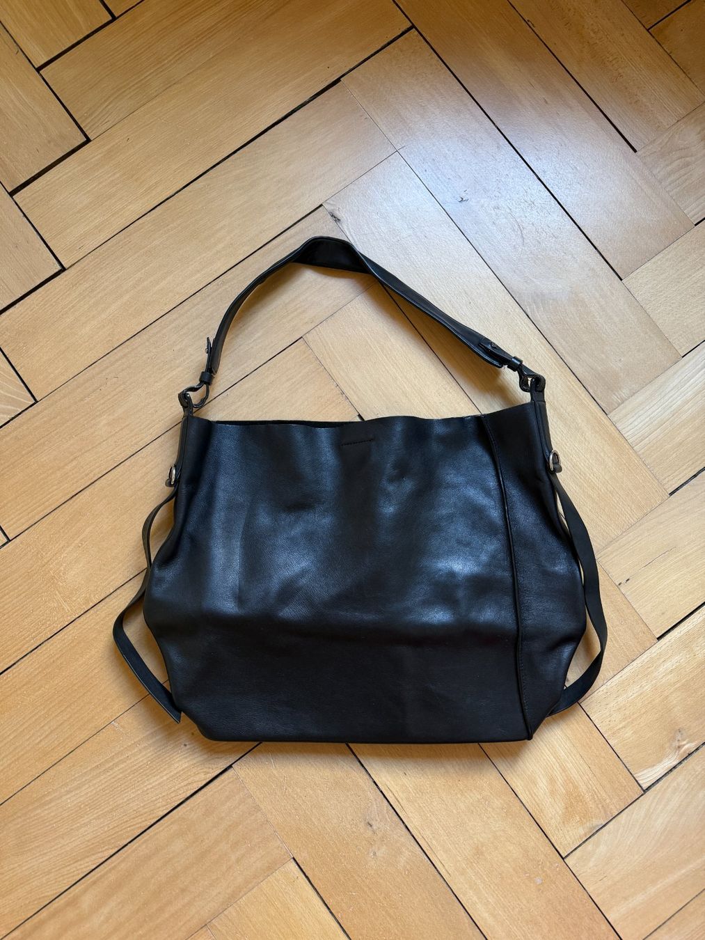 Allsaints Taschen für Damen: ALLSAINTS - Leder Tasche schwarz – Gebraucht aus Zürich von Diazaio