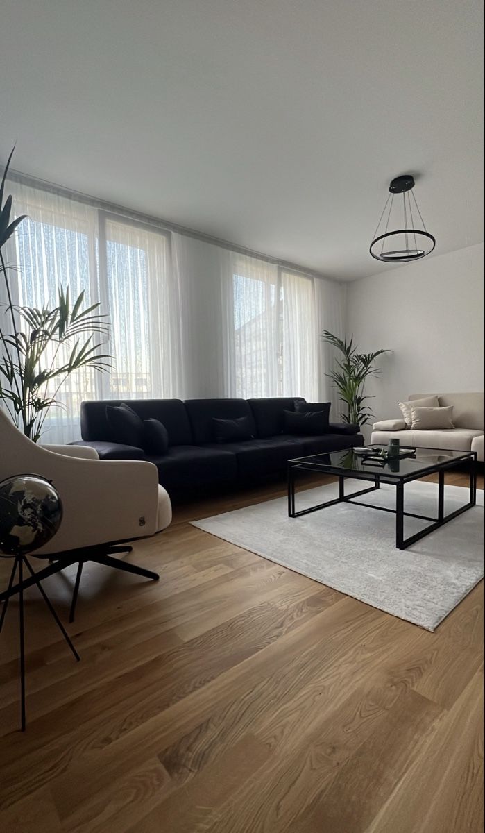 Divani: Sofa Beige Saloni – Usato da Staad SG venduto da Melkoc 1