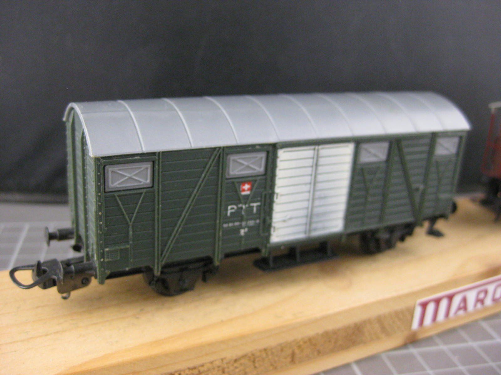 Lima Modellini di ferrovie: Lima Kleinbahn 4 Güterwagen, ohne OVP, . – Usato da Malters venduto da Marosko 3