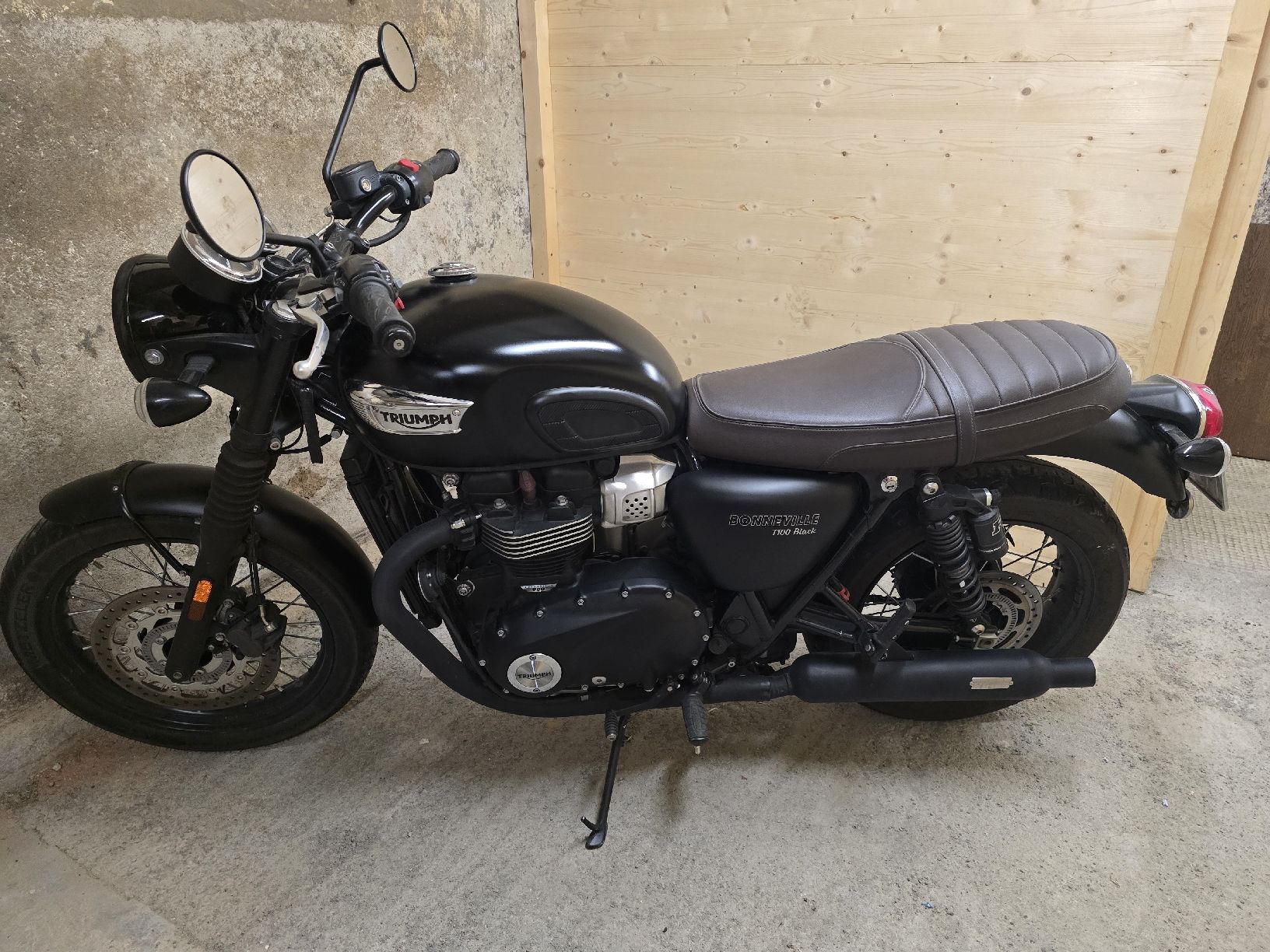 Triumph Strasse: Motorrad Triumph wenig Kilometer – Gebraucht aus Niederbipp von phi_ypl9 1