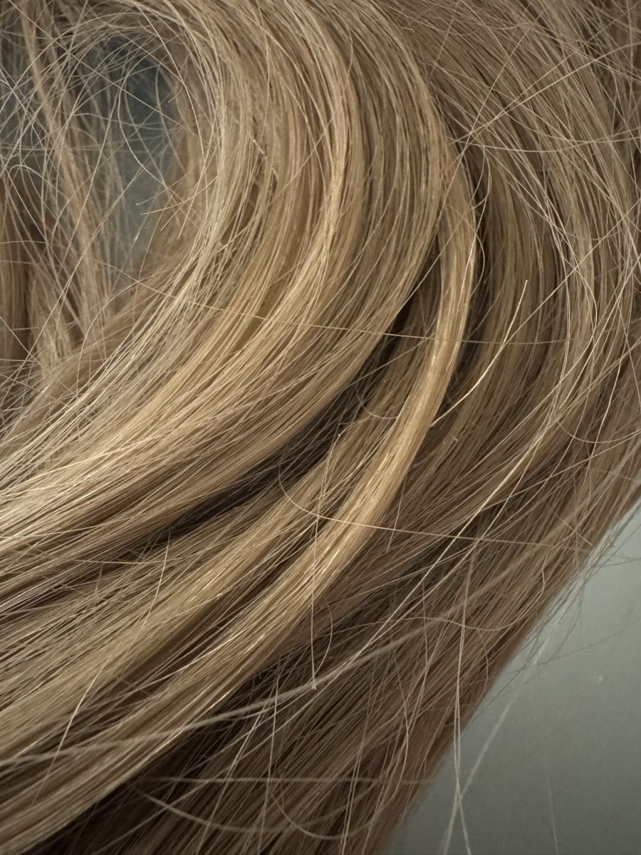 Parrucche: Extension Capelli Biondi Miele, Lunghezza Media – Usato da Grono venduto da tes_6t5v 2