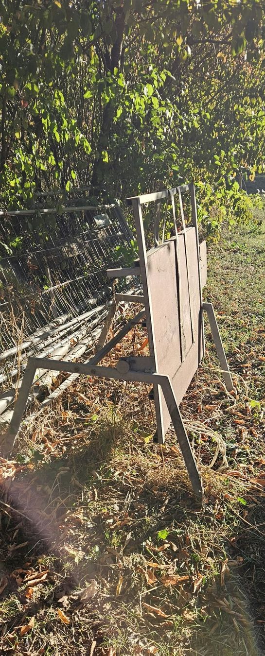 Tavoli: table de retournement de moutons – Usato da Genève venduto da guigui013 3