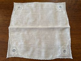 Vintage Taschentuch mit Stickerei weiss eckig
