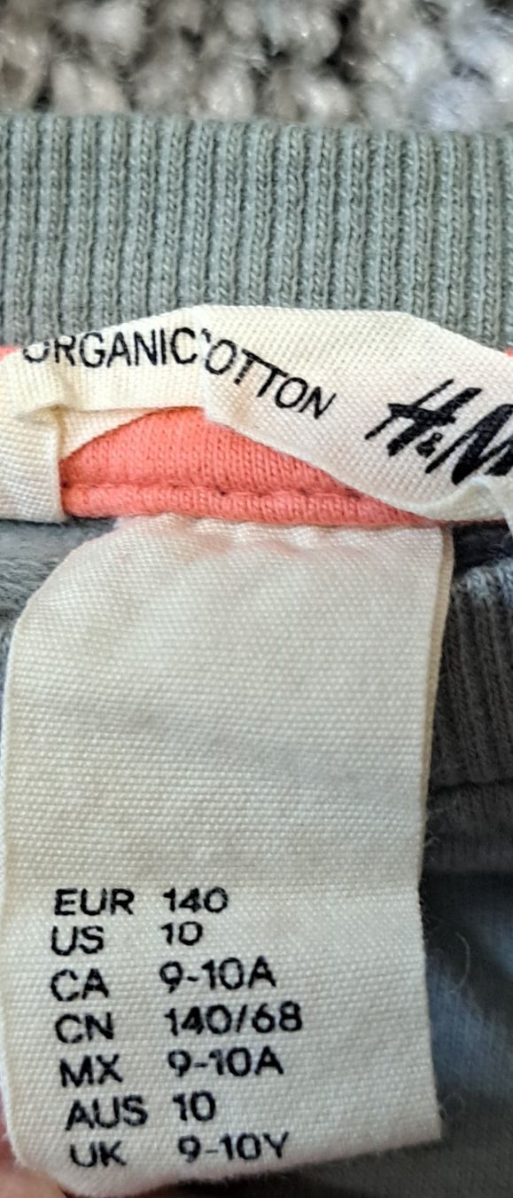 H&M Maglioni & Felpe: Sweatshirt von H&M,Grösse 140 – Usato da Kaltbrunn venduto da Nili133 2