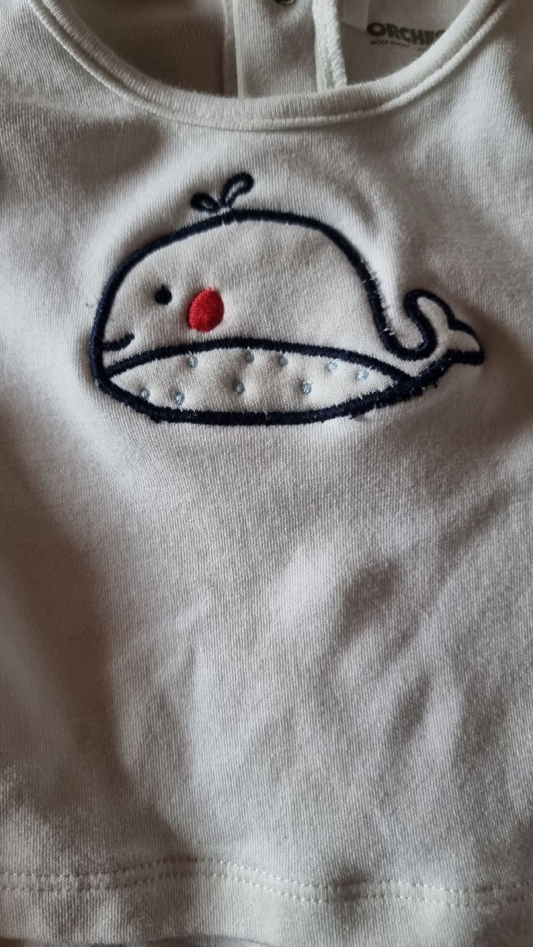 Pyjamas: pyjama 67 baleine – D'occasion à Les Breuleux par Mily1991 1