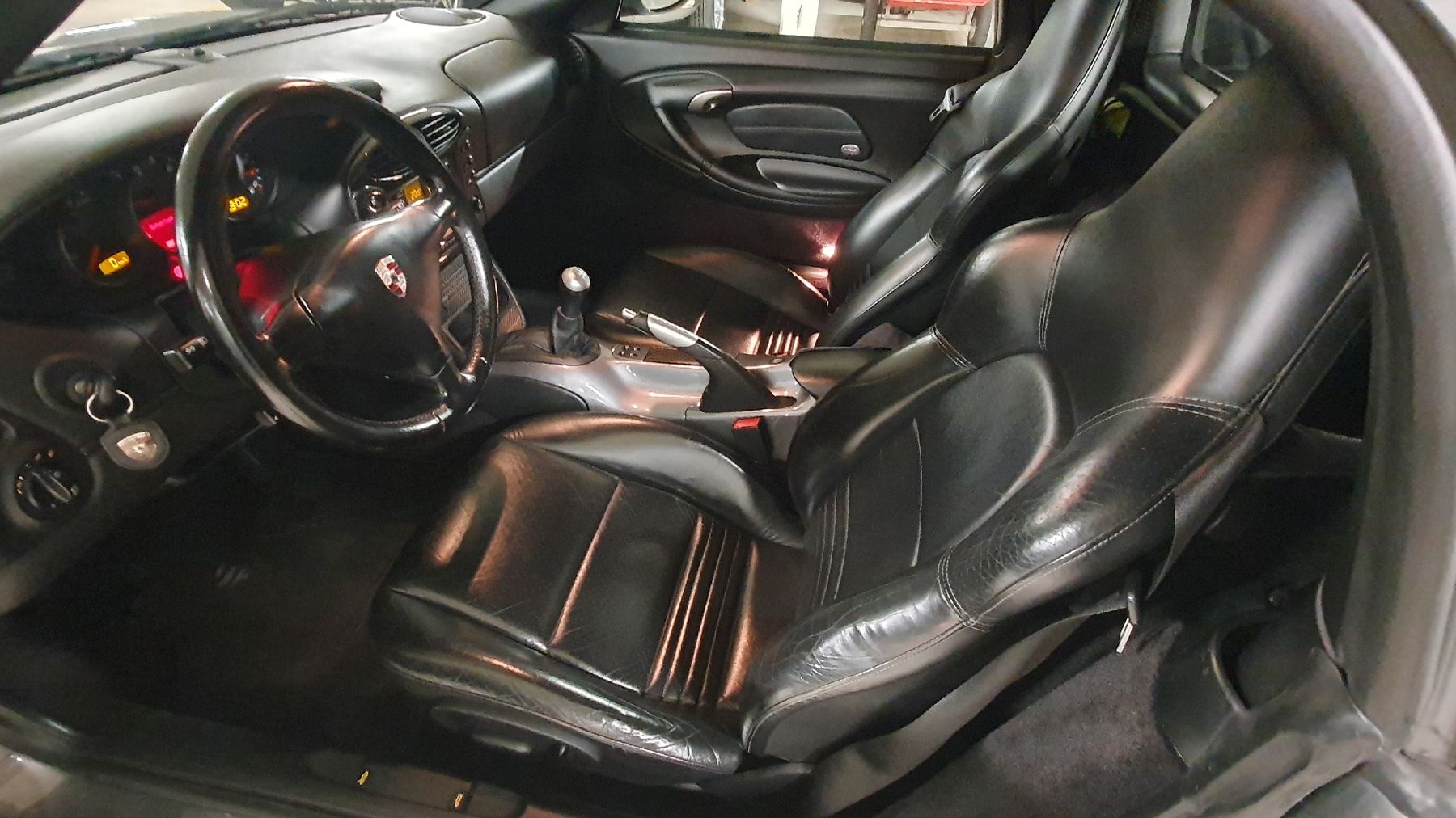 Porsche Automobili: Porsche Boxster 986 Facelift 2.7 mit MFK – Usato da Nänikon venduto da Helvetia69 7