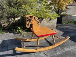Schaukelpferd aus Holz / Gigampfi Rössli