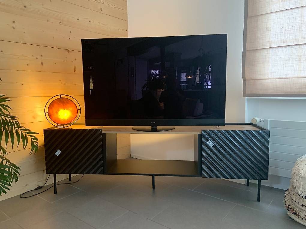 Mobili TV: Meuble tv – Usato da Les Brenets venduto da Sibis1