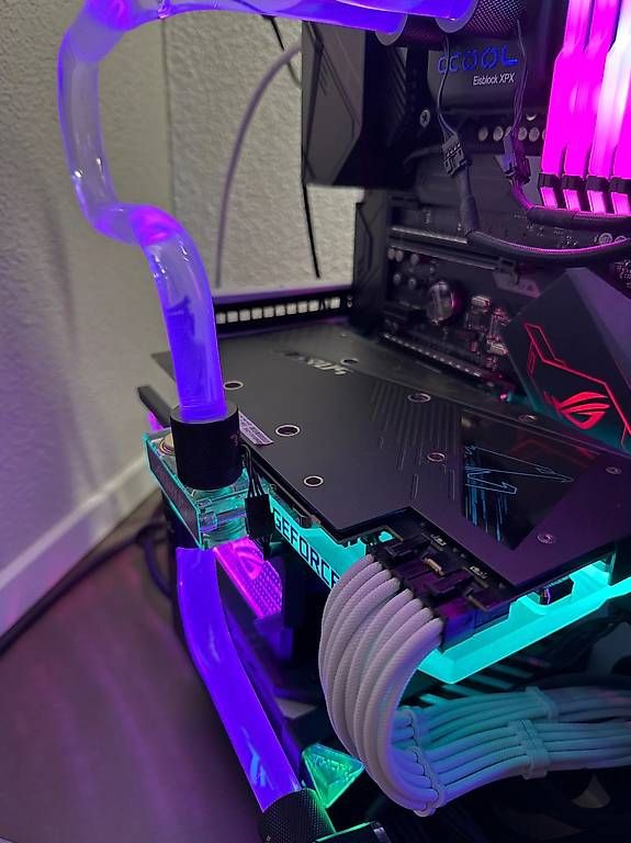 Grafikkarten: Gigabyte Aorus GeForce RTX 3080 Xtreme Waterforce WB 10G – Gebraucht aus Emmenbrücke von DevinG01 3