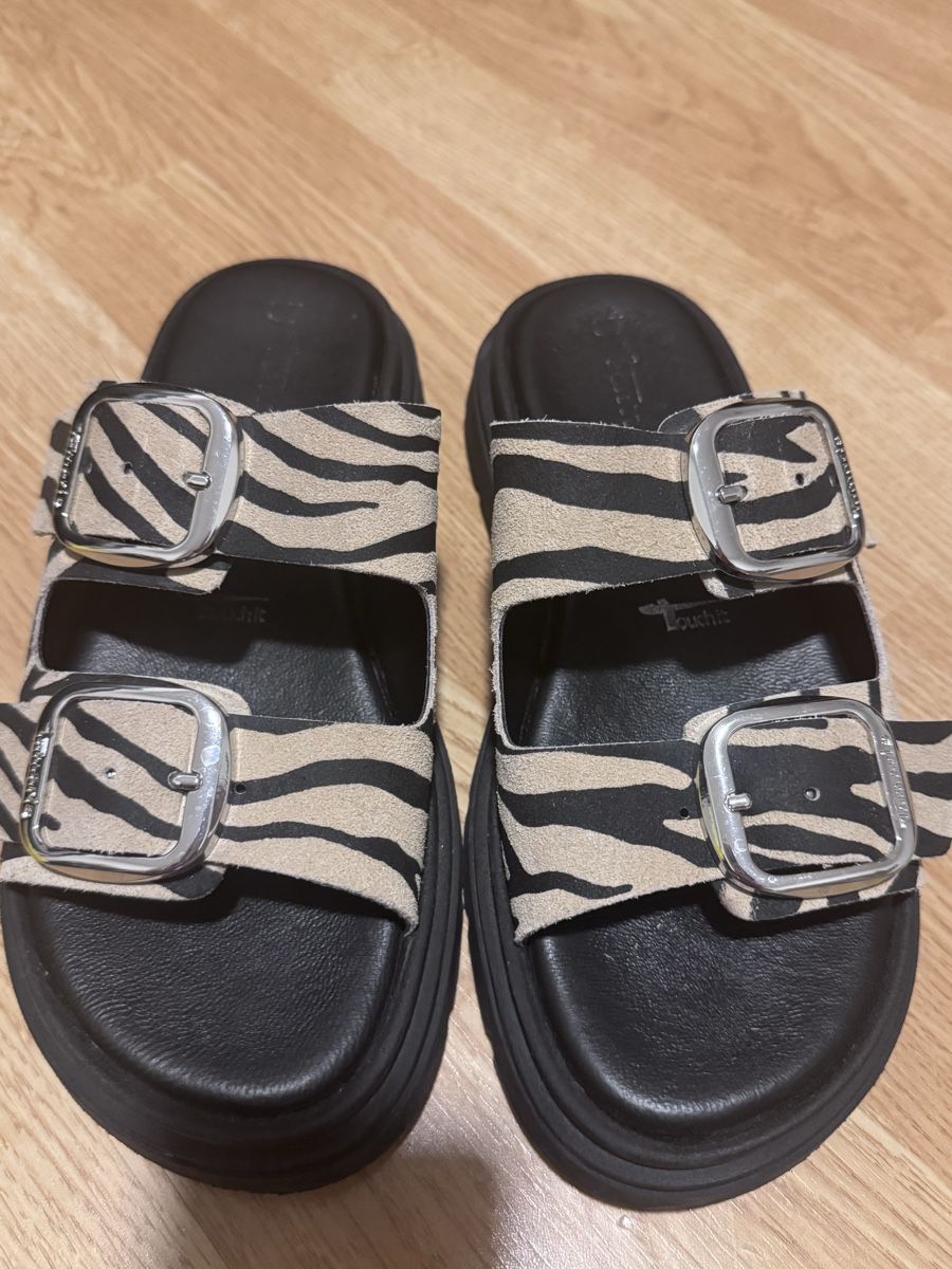Tamaris Damenschuhe: Pantolette Tamaris gr.37 – Gebraucht aus Ennetbürgen von ybo_fp2b