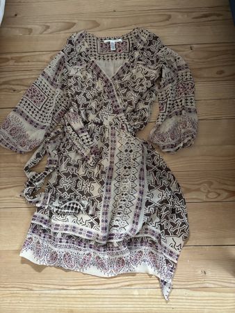 DIANE von FURSTENBERG Seidenkleid Gr. 4 Wickelkleid boho