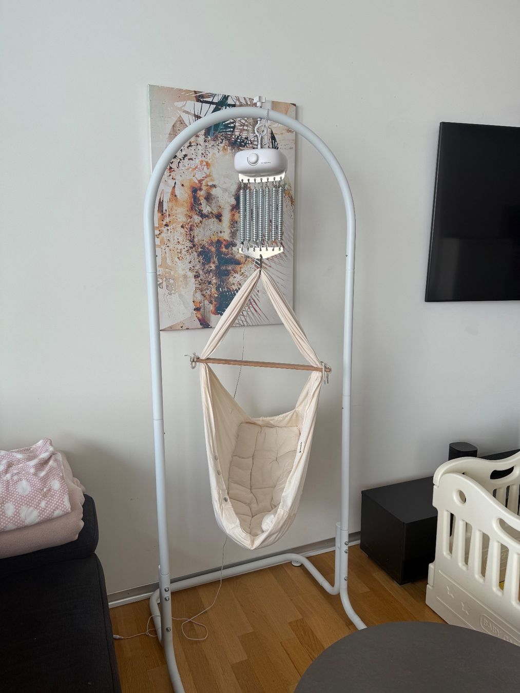Swing2sleep Sdraiette & Sdraiette a dondolo: Swing2sleep Federwiege Babywippe – Usato da Zürich venduto da E1emen7