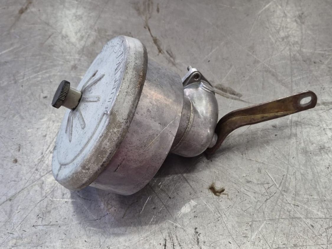 Motori: MAG Motor Luftfilter kpl. – Usato da Niederwil AG venduto da Maeder_AG 2