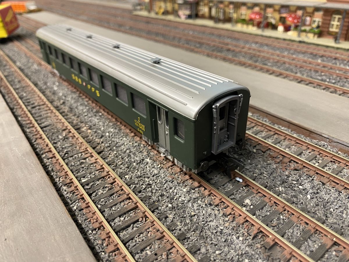 Fleischmann Modellini di ferrovie: Fleischmann 1416 Personenwagen 2. Klasse – Usato da Glattpark (Opfikon) venduto da anywaya23 4