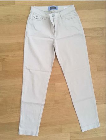 weisse Stoffhosen, sehr leicht, Grösse 36