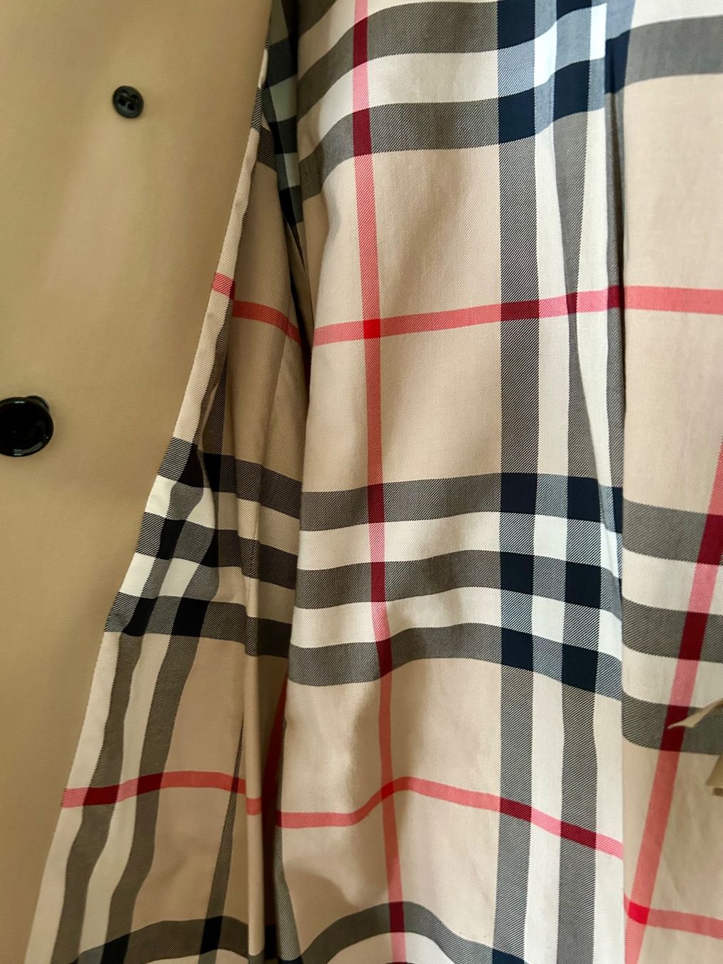 Burberry Cappotti: Burberry Trench Coat - Classic Style – Nuovo (secondo la descrizione) da Zürich venduto da Nik_Kat 3